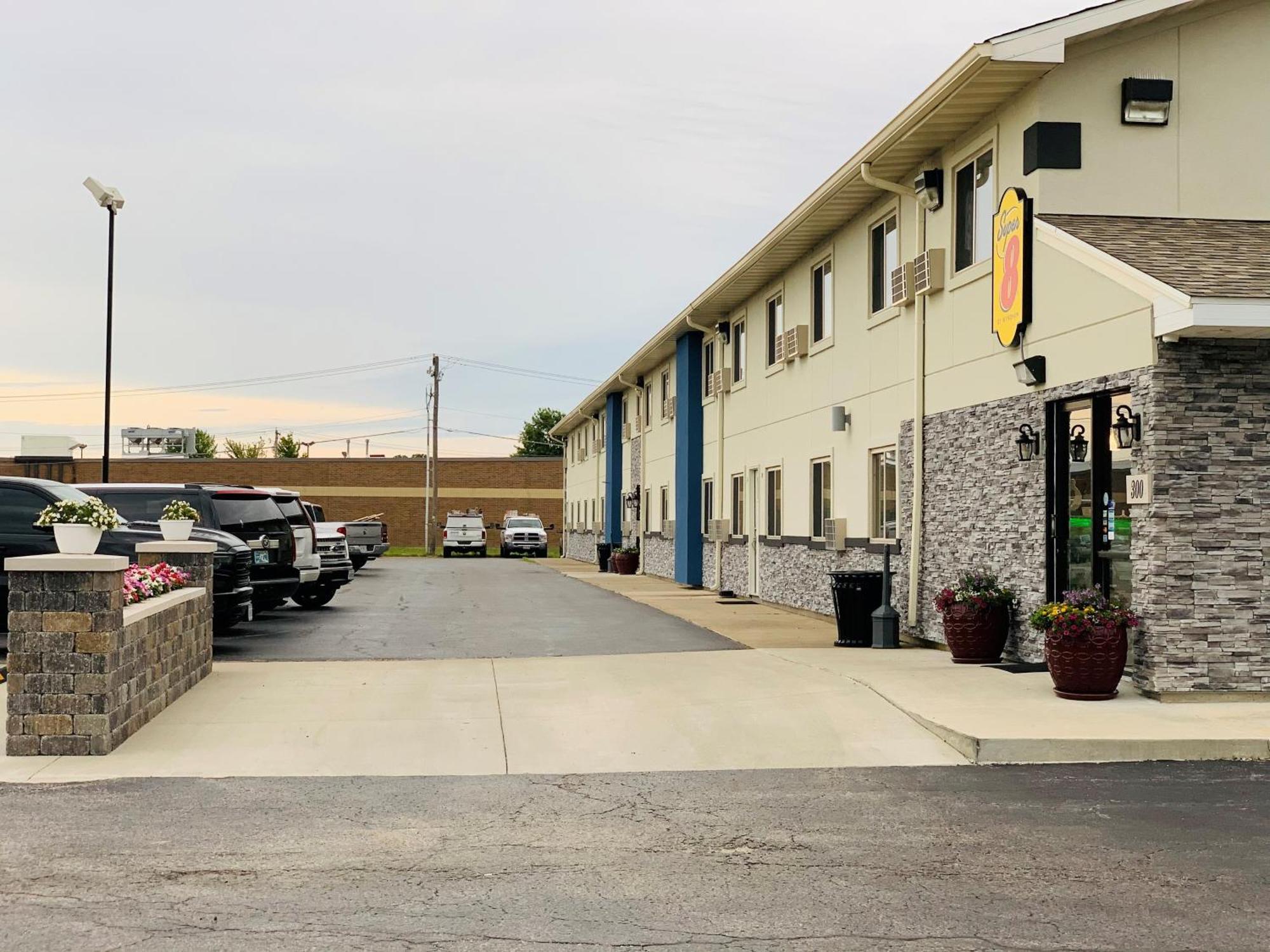 Super 8 By Wyndham Moberly Mo Motel Exterior foto